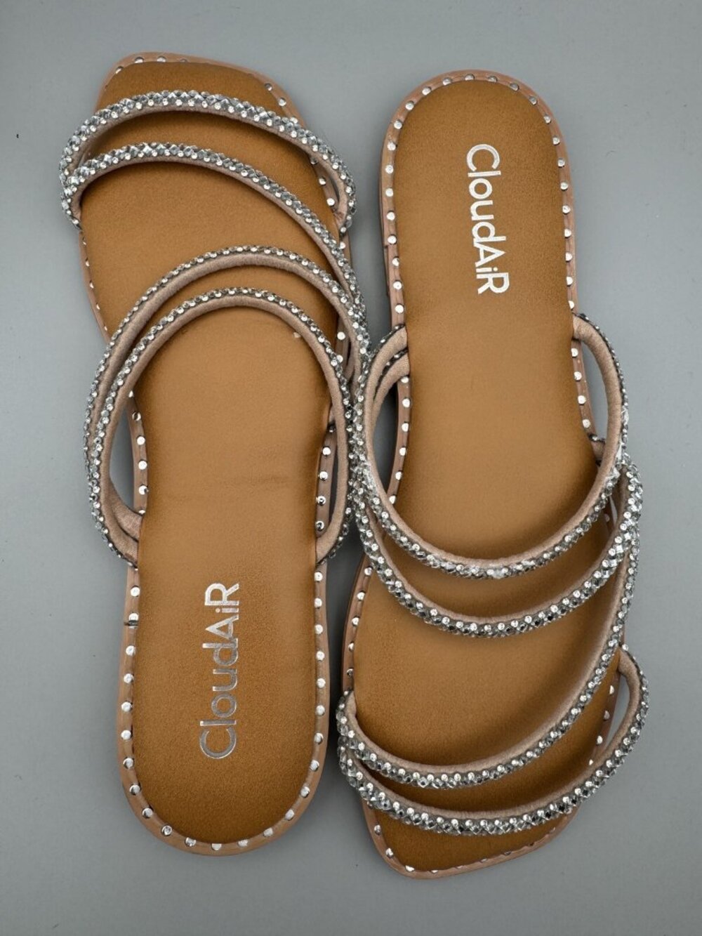 Cloudair Women 8.5 Studded Sandal Shoe Beige/Silver Open Toe Comfort Flat